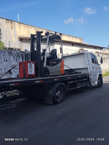 Reboque de maquinário